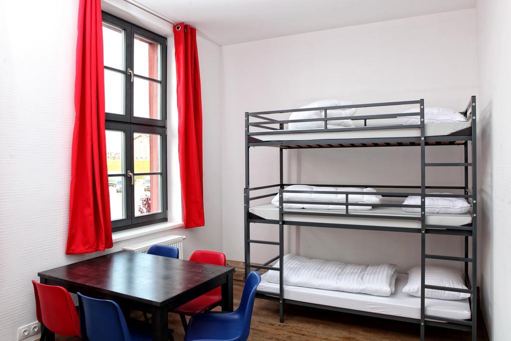 Hostel Am Gueterbahnhof Neubrandenburg Zewnętrze zdjęcie